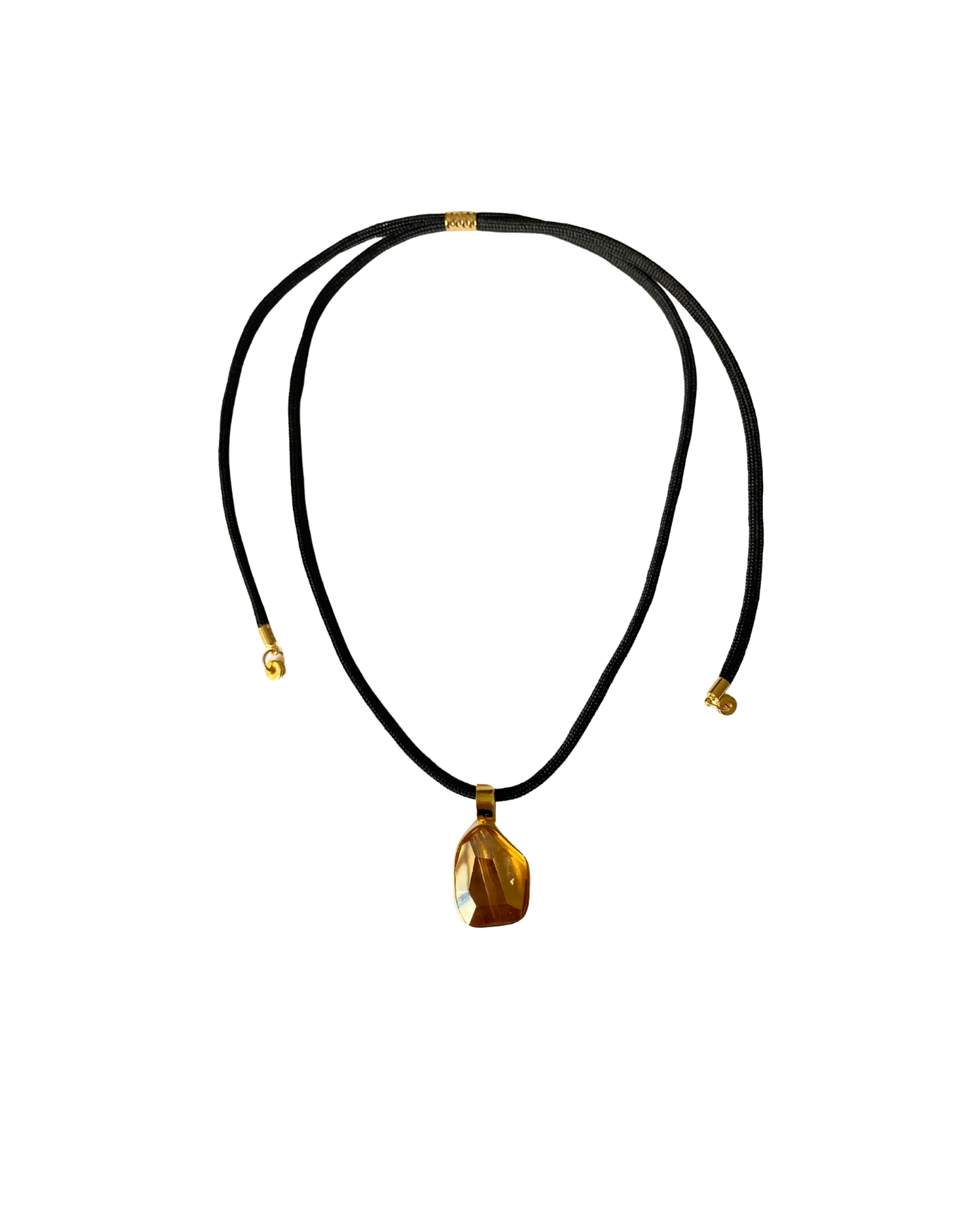 COLLAR CORTO CORDÓN Y CRISTAL