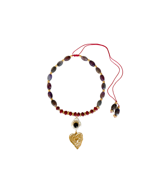COLLAR CORTO CON DIJE CORAZÓN Y PERLA