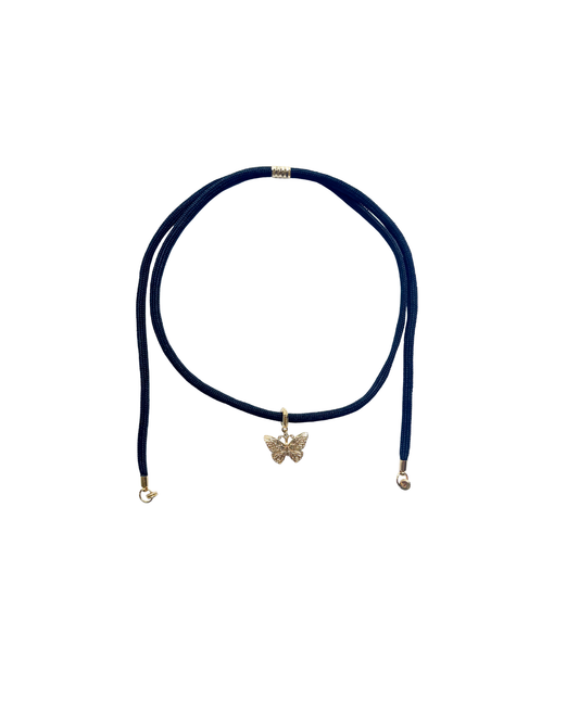 COLLAR CORTO CON DIJE MARIPOSA